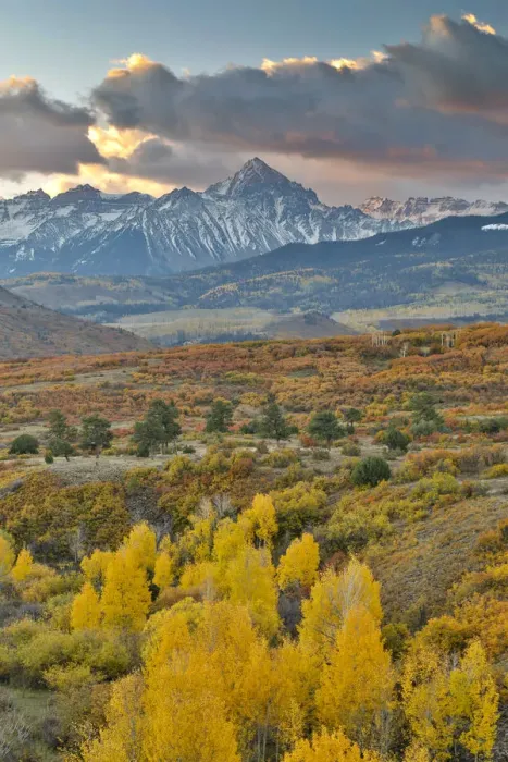 Framed Print : San Juan Mountains from Dallas Divide in Autumn light, Colorado, USA Framed Print : San Juan Mountains from Dallas Divide in Autumn light, Colorado, USA