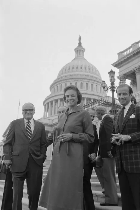 Framed Print : Sandra Day O'Connor in front of Capitol Framed Print : Sandra Day O'Connor in front of Capitol