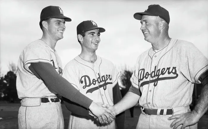 Framed Print : Sandy Koufax & Don Drysdale W / Manager Framed Print : Sandy Koufax & Don Drysdale W / Manager