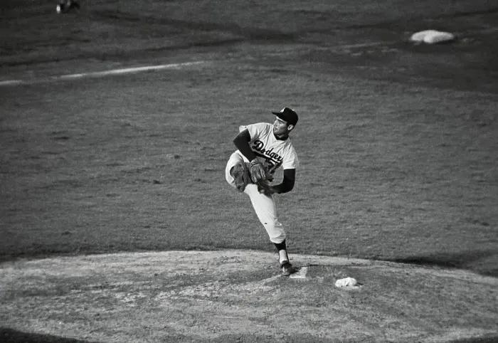 Framed Print : Sandy Koufax Throwing Pitch Framed Print : Sandy Koufax Throwing Pitch