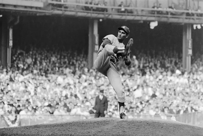 Framed Print : Sandy Koufax Throwing Pitch in world Series Framed Print : Sandy Koufax Throwing Pitch in world Series