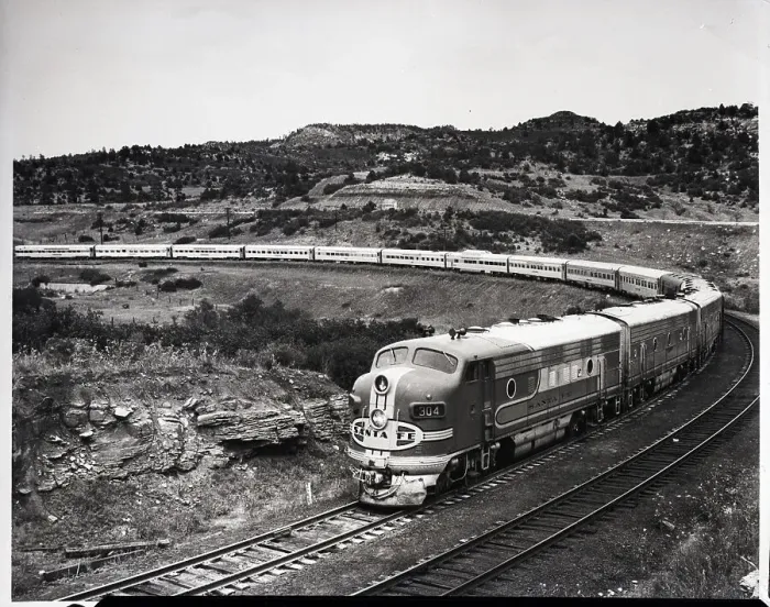 Framed Print : Santa Fe Diesel Train Framed Print : Santa Fe Diesel Train