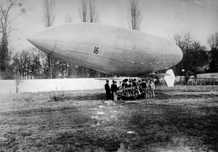 Framed Print : Santos-Dumont Airship Framed Print : Santos-Dumont Airship