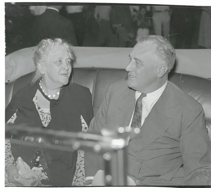 Framed Print : Sara Delano Roosevelt Conversing with Son Franklin Framed Print : Sara Delano Roosevelt Conversing with Son Franklin