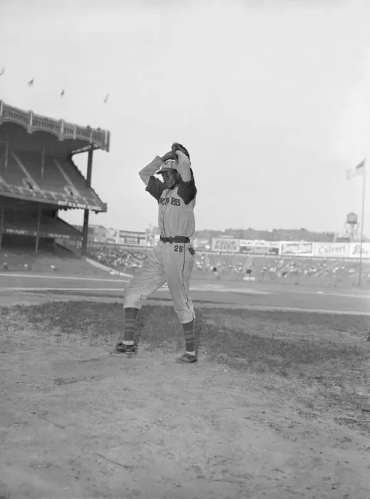 Framed Print : Satchel Paige Pitching in Practice Framed Print : Satchel Paige Pitching in Practice