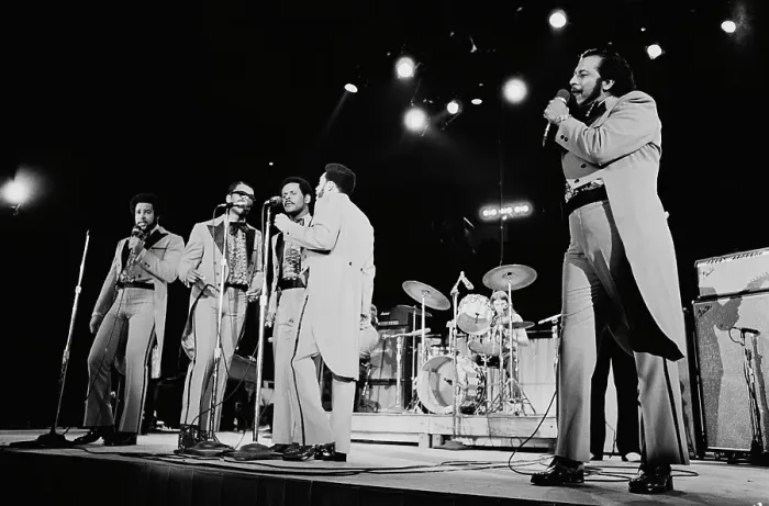 Framed Print : The Five Satins Framed Print : The Five Satins