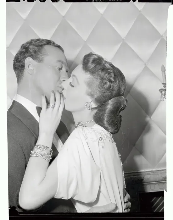 Framed Print : Scene from The Perfect Marriage Framed Print : Scene from The Perfect Marriage