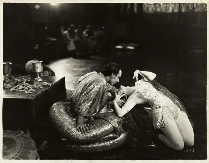 Framed Print : Scene from The Wanderer (1925) Framed Print : Scene from The Wanderer (1925)