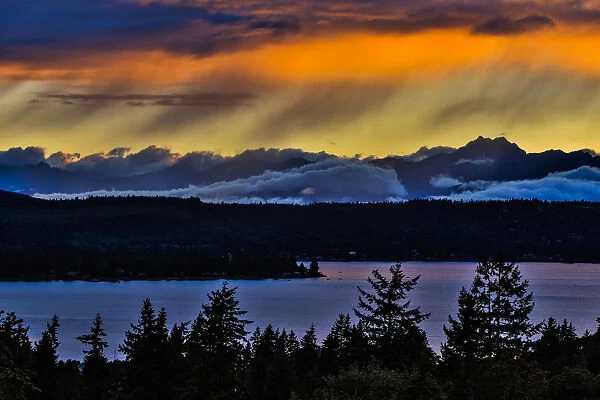 Scenic view of Olympic Mountains and Dyes Inlet at sunset, Bremerton, Washington State, USA