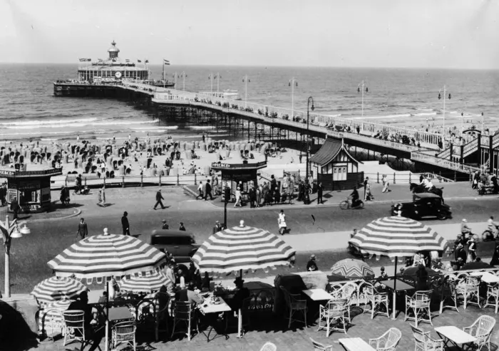 Framed Print : Scheveningen Framed Print : Scheveningen