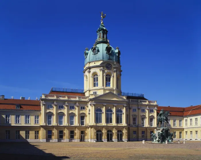Framed Print : Schloss Charlottenburg, Berlin, Germany