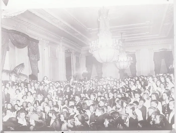 Framed Print : Schoolchildren Serenading President and Florence Harding Framed Print : Schoolchildren Serenading President and Florence Harding
