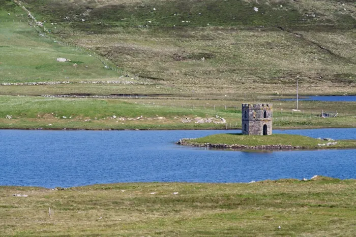 Framed Print : Scolpaig Tower, Isle of North Uist Framed Print : Scolpaig Tower, Isle of North Uist