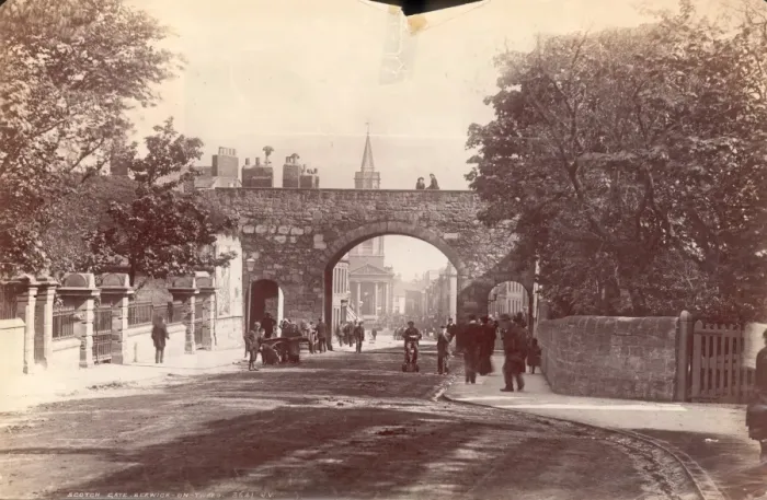Framed Print : Scotch Gate