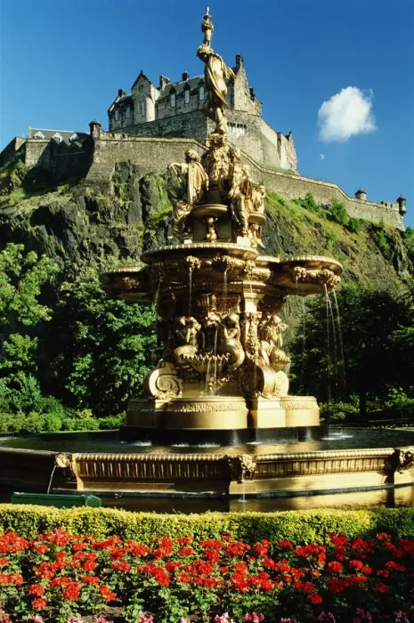 Framed Print : Scotland, Lothian, Edinburgh, Ross Fountain and Edinburgh Castle Framed Print : Scotland, Lothian, Edinburgh, Ross Fountain and Edinburgh Castle