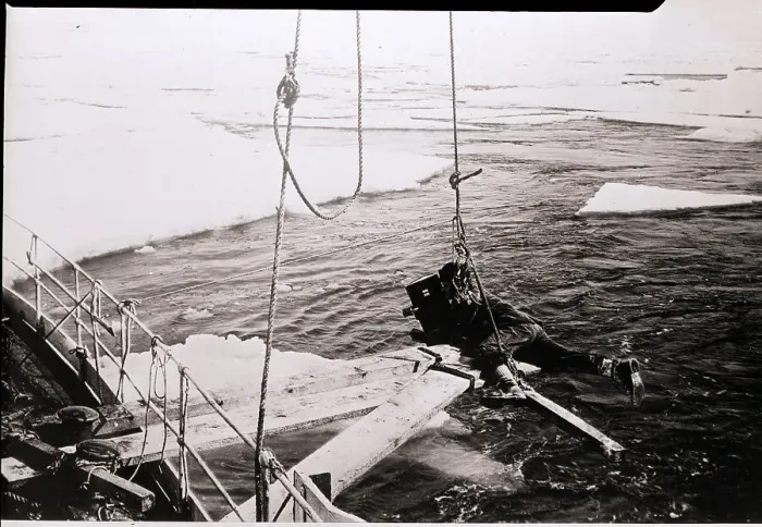 Framed Print : Scott Expedition / Cameraman Taking Pictur