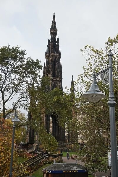 Scott Monument between the trees, Edinburgh, United Kingdom