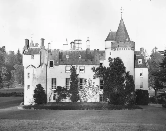 Framed Print : Scottish Castle