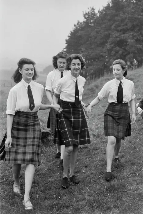 Framed Print : Scottish Girls Training Corps Framed Print : Scottish Girls Training Corps