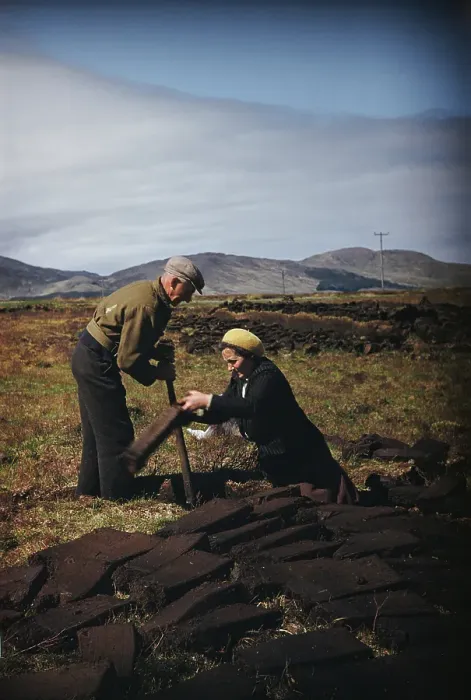 Framed Print : Scottish Peat Cutters Framed Print : Scottish Peat Cutters