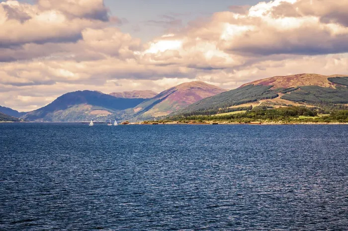 Framed Print : Sea front, Rothesay, Isle of Bute Framed Print : Sea front, Rothesay, Isle of Bute