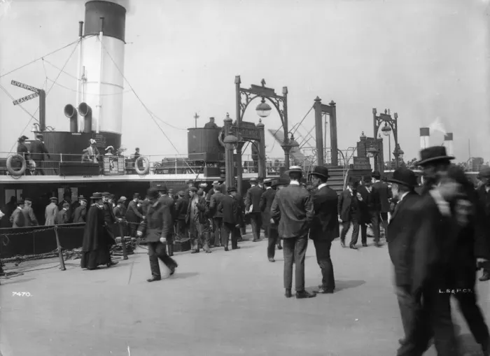 Framed Print : Seacombe Ferry Framed Print : Seacombe Ferry