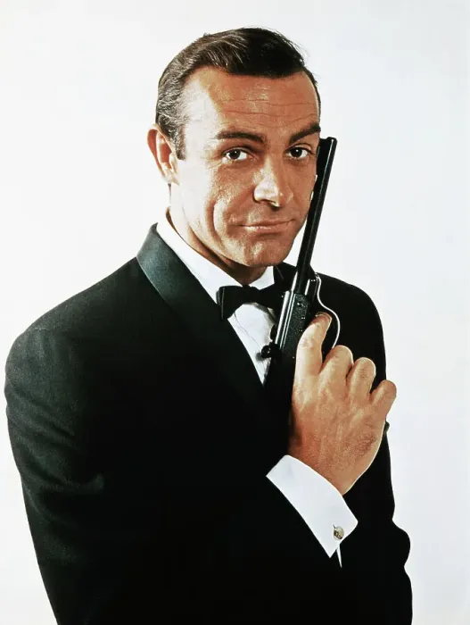 Framed Print : Sean Connery as James Bond Framed Print : Sean Connery as James Bond