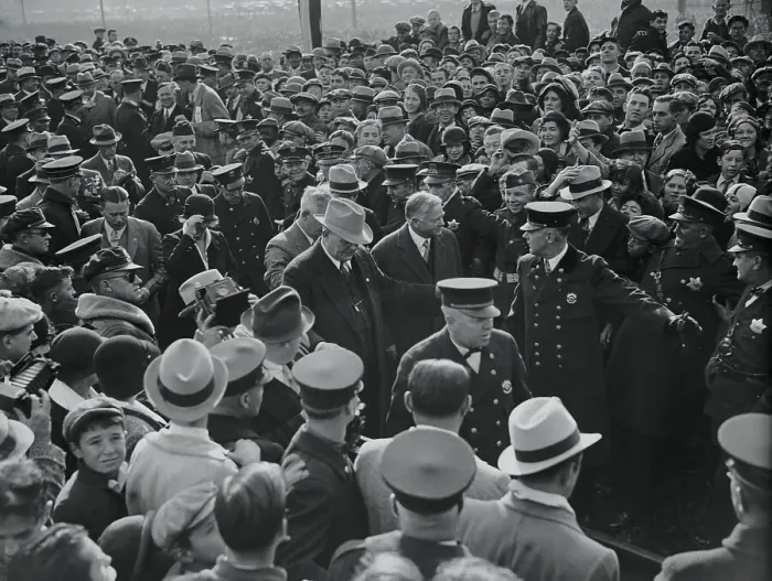 Framed Print : Secret Service and Police Clearing Crowds Framed Print : Secret Service and Police Clearing Crowds