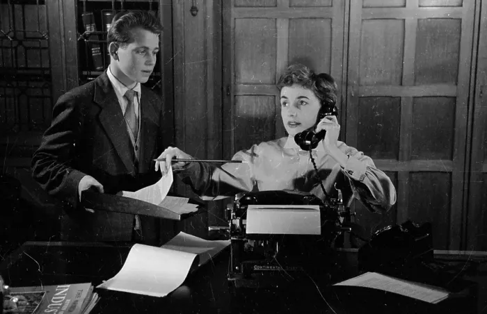 Framed Print : Secretary. 23rd January 1954: The perfect secretary Framed Print : Secretary. 23rd January 1954: The perfect secretary