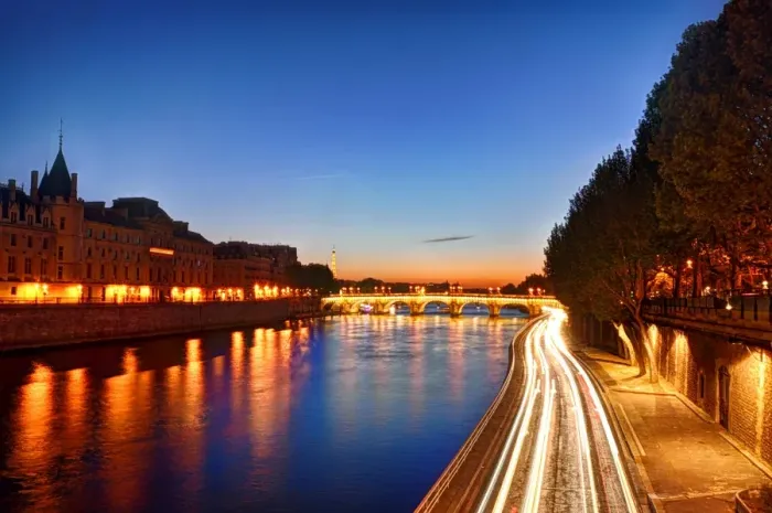 Framed Print : Over the Seine river Framed Print : Over the Seine river