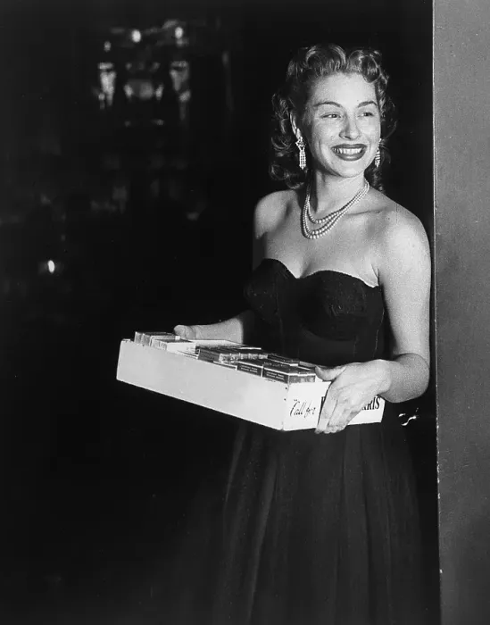 marilyn monroe with cigarette smoking cigarettes Canvas Painting Black and white marilyn monroe smoking poster portrait canvas painting Topic of the Day: Marilyn's