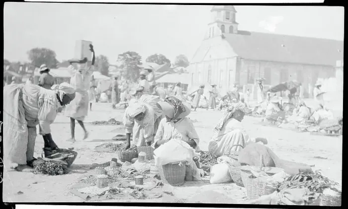 Framed Print : Selling Wares in the Open Market Framed Print : Selling Wares in the Open Market