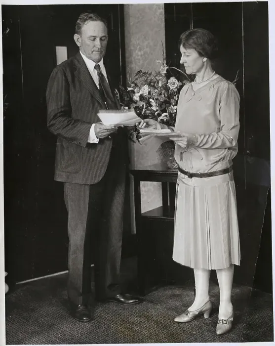 Framed Print : Senator Joseph Robinson and Wife Examining Congratulatory Correspondence Framed Print : Senator Joseph Robinson and Wife Examining Congratulatory Correspondence