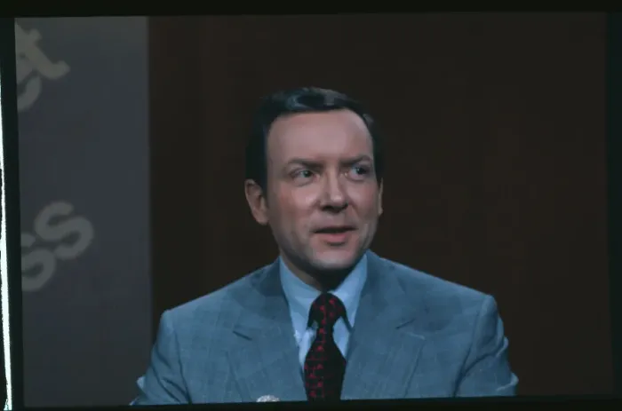 : Senator Orrin Hatch Wearing Blue Suit : Senator Orrin Hatch Wearing Blue Suit