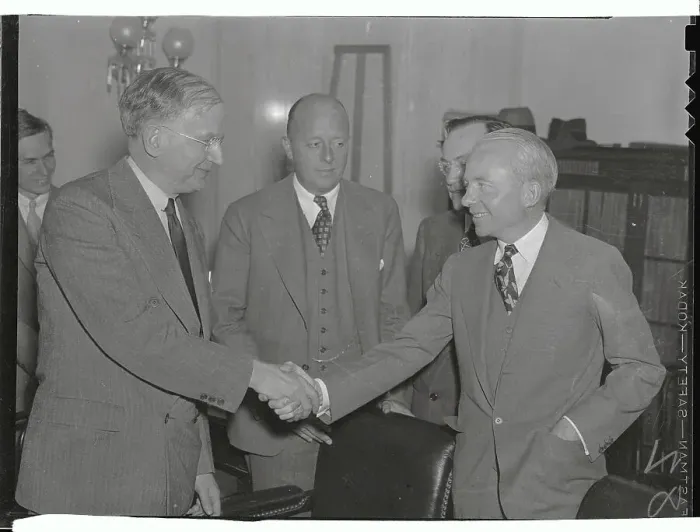 Framed Print : Senatorial Committee Members Greeting Each Other Framed Print : Senatorial Committee Members Greeting Each Other