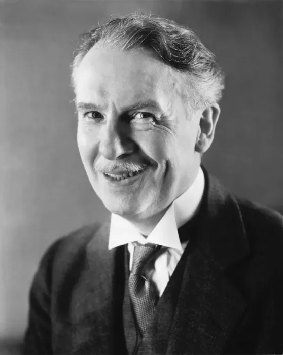Framed Print : Senior man in full suit smiling, (B&W), portrait Framed Print : Senior man in full suit smiling, (B&W), portrait