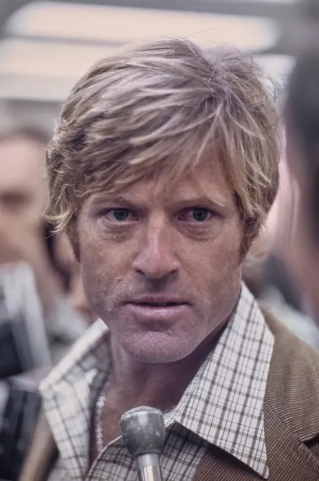 Framed Print : On The Set Of All The President's Men Framed Print : On The Set Of All The President's Men