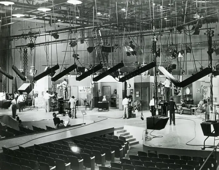 : Set Of An Early Tv Show : Set Of An Early Tv Show