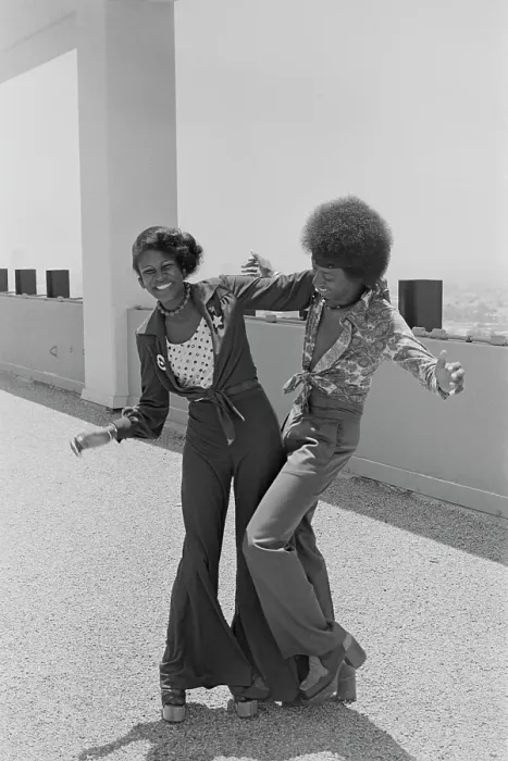 Framed Print : Sharon Hill And James Phillips - Soul Train Dancers Framed Print : Sharon Hill And James Phillips - Soul Train Dancers