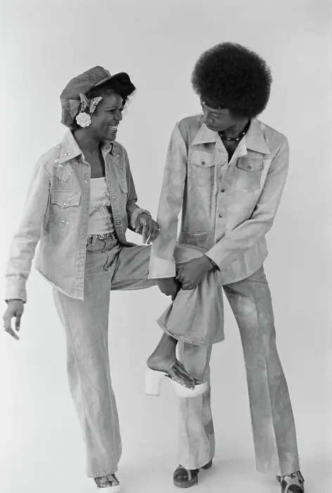 Framed Print : Sharon Hill And James Phillips - Soul Train Dancers Framed Print : Sharon Hill And James Phillips - Soul Train Dancers