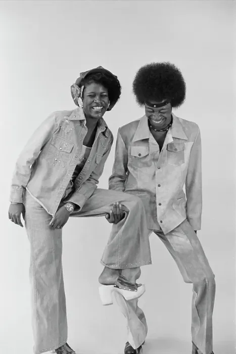 Framed Print : Sharon Hill And James Phillips - Soul Train Dancers Framed Print : Sharon Hill And James Phillips - Soul Train Dancers