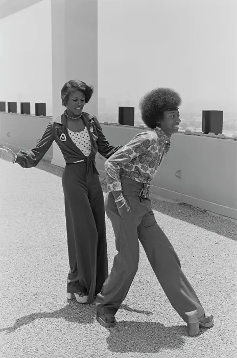 Framed Print : Sharon Hill And James Phillips - Soul Train Dancers Framed Print : Sharon Hill And James Phillips - Soul Train Dancers