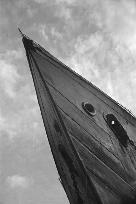 Framed Print : Sharp Prow Framed Print : Sharp Prow