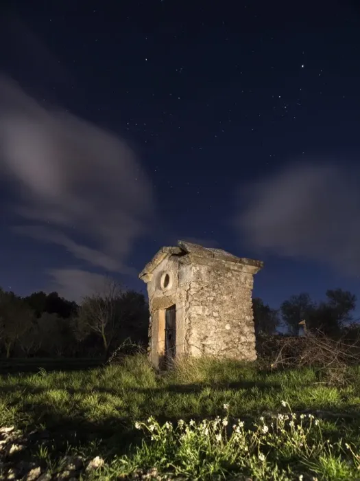 Framed Print : Shed a waterhole, abandoned medieval building, seen at night in the field Framed Print : Shed a waterhole, abandoned medieval building, seen at night in the field