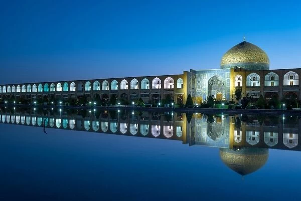 Sheikh Lotfollah Mosque at at Naqsh-e-Jahan Square, Iran