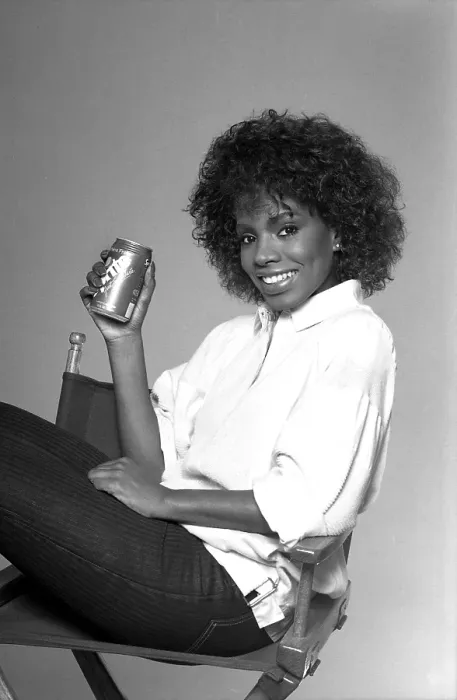 Framed Print : Sheryl Lee Ralph Portrait Session Framed Print : Sheryl Lee Ralph Portrait Session