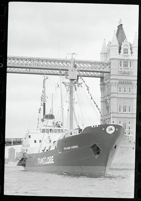 Framed Print : Ship Benjamin Bowring Passing Beneath Tower Bridge Framed Print : Ship Benjamin Bowring Passing Beneath Tower Bridge
