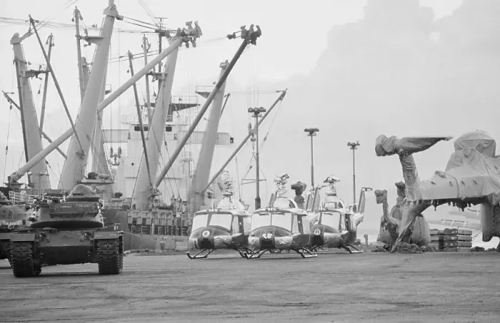 Framed Print : Shipping of United States Artillery to South Vietnam Framed Print : Shipping of United States Artillery to South Vietnam