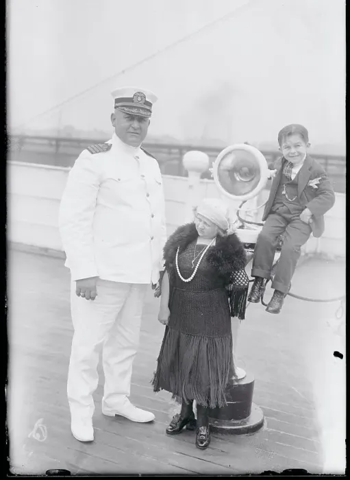 Framed Print : Ship's Captain and Little People