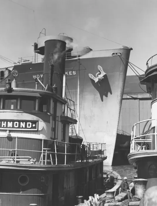 Framed Print : Ships in dock, (B&W), close-up Framed Print : Ships in dock, (B&W), close-up